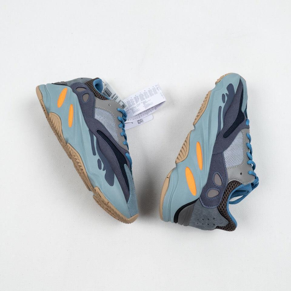 Adidas Yeezy Boost 700 'Carbon Blue' - Banlieue91