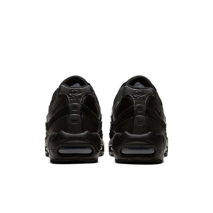 Air Max 95 'Triple Black' - Banlieue91