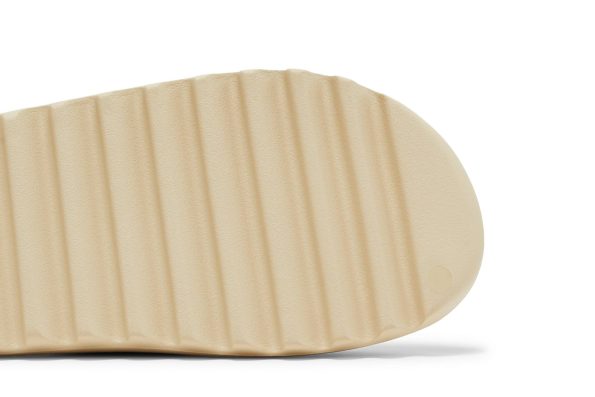 adidas Yeezy Slides ‘Bone’ (2022 Restock)