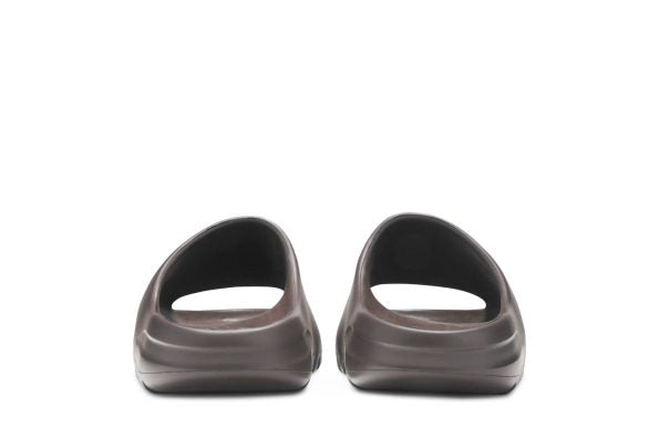 ADIDAS YEEZY SLIDES ‘SOOT’ G55495