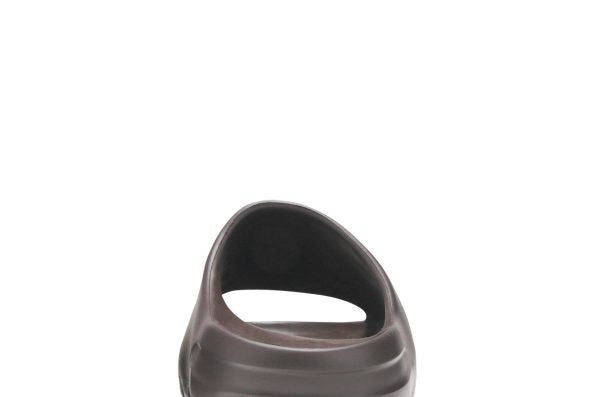 ADIDAS YEEZY SLIDES ‘SOOT’ G55495